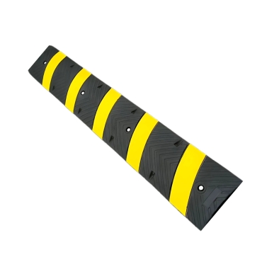 Vue général du ralentisseur Routier Monobloc pour voies privées H.50 mm (fixations incluses)