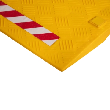 Vue du revêtement de la plaque de passage extensible pour tranchées